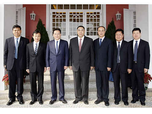 自治区常务副主席潘逸阳